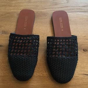 Zara Slides